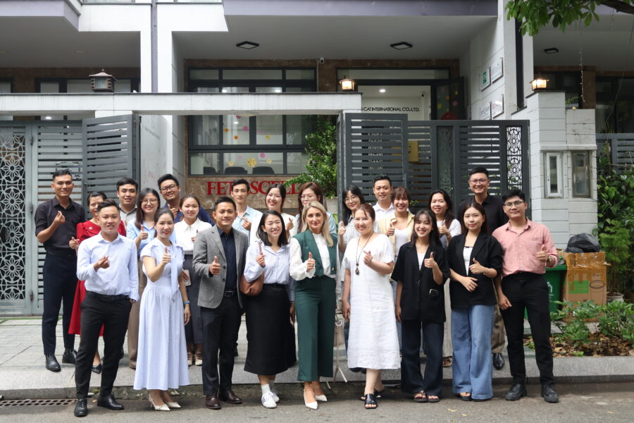 Chào đón đại diện Numis Med Global ghé thăm Văn phòng Công ty Song Cát