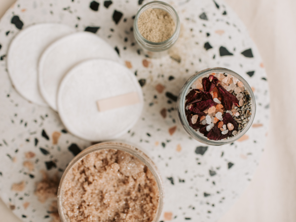 Công dụng của hạt scrub đối với da